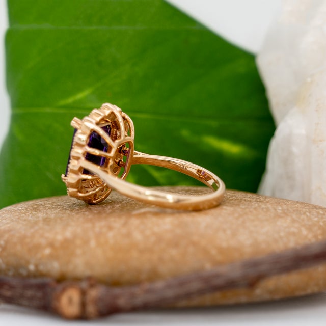 Purple 3.1ct Amethyst Ring with Earth Mined Diamonds in Solid 14K Yellow Gold EM 11x8mm For Sale - Image 8 of 9