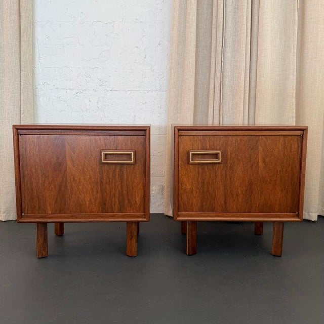 Mid-Century Modern Pair of Mid-Century Modern Walnut With Brass Trim Nightstands End Tables For Sale - Image 3 of 10