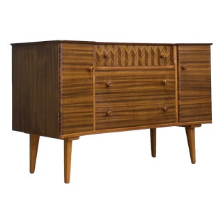 Sideboard in Walnut by Gunther Hoffstead for Uniflex, 1960s For Sale