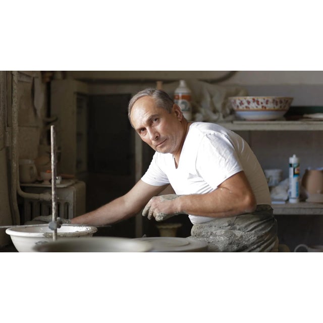 This beautiful Ricco Deruta design on the Full Design Dinner Plate is an interpretation of an original 16th century...