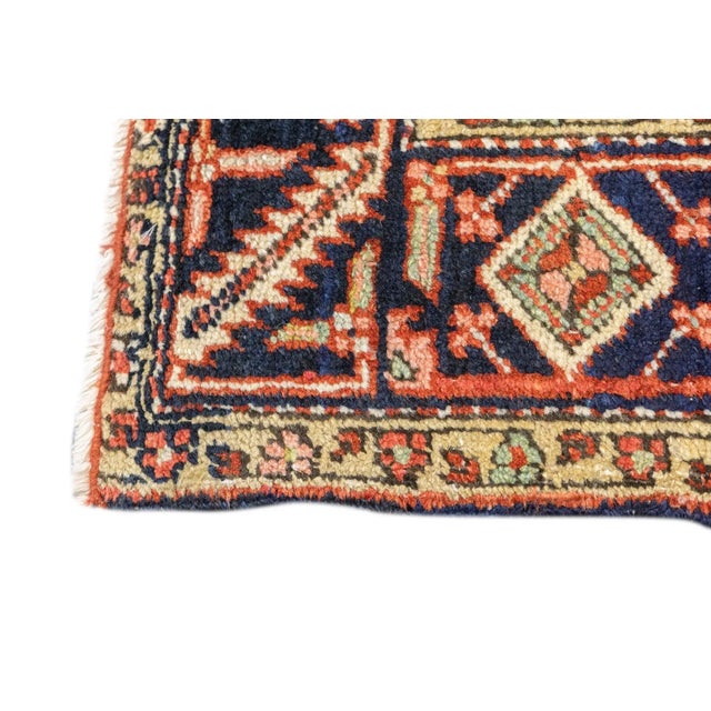 Late 18th Century Antique Persian Serapi Rug 5'1'' x 6'11'' For Sale - Image 11 of 12