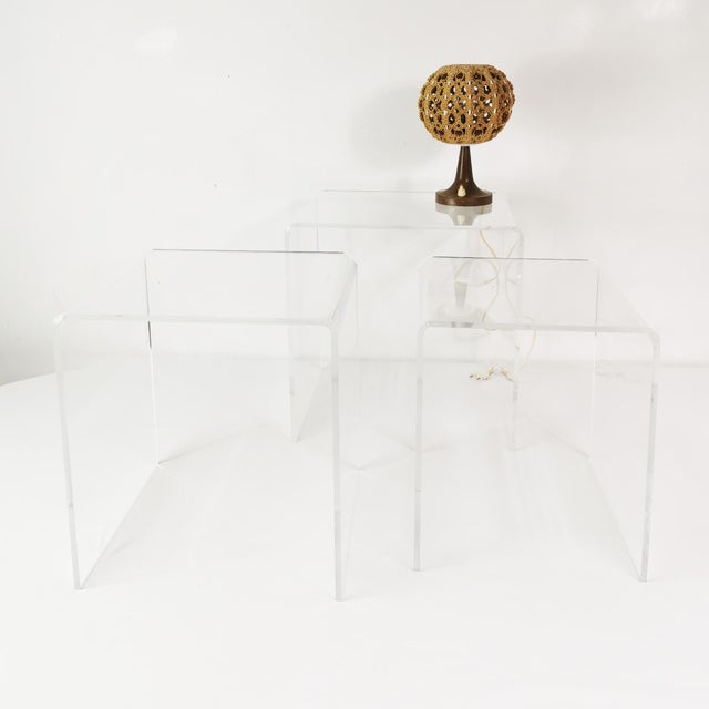 Acrylic Glass Modular Tables, France, 1970s, Set of 3 For Sale - Image 15 of 16