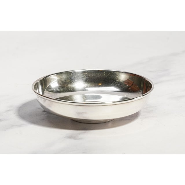 Fascinating Vintage Sterling Silver Catchall Dish 1921 Morgan Silver Dollar Coin Jewelry Tray Luxury Home Decor Americana For Sale In New York - Image 6 of 10