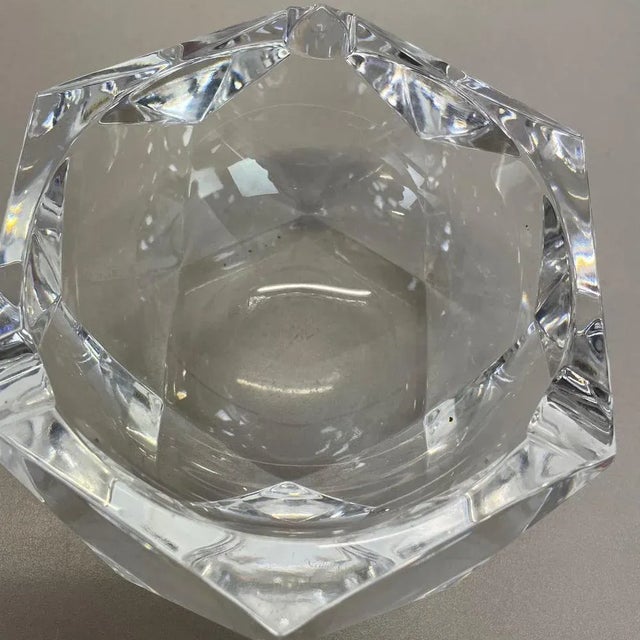 Heavy Crystal Diamond Glass Ashtray from Val Saint Lambert, Belgium, 1970s For Sale - Image 6 of 12