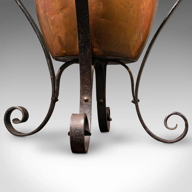 1890s Victorian Antique Arts and Crafts Fireside Bin, English, Copper, Log, Coal For Sale - Image 10 of 12