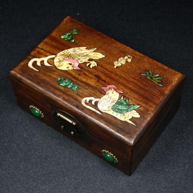 1990s Chinese Huali Wood Mother-of-Pearl Inlaid Jewelry Box, Mandarin Duck Motif With Gemstone Accents For Sale - Image 5 of 7