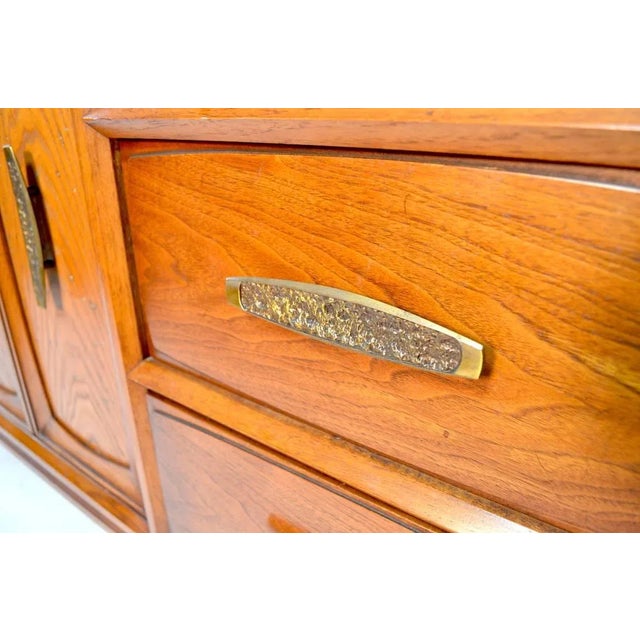 Brown Brutalist Dresser Credenza by Heritage Henredon For Sale - Image 8 of 9