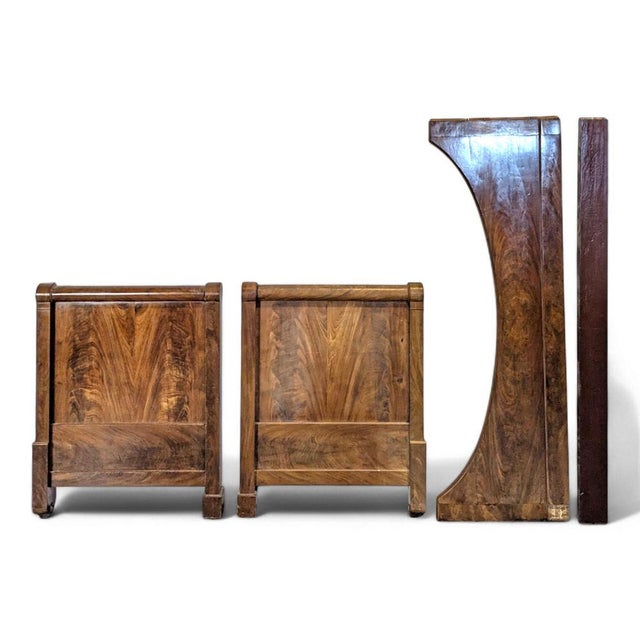 Restoration Daybed in Flamed Mahogany For Sale - Image 11 of 11