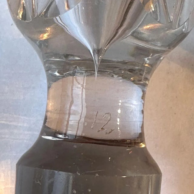 English Mid Victorian Cut Glass Tall Neck Decanters - A Pair For Sale - Image 11 of 11