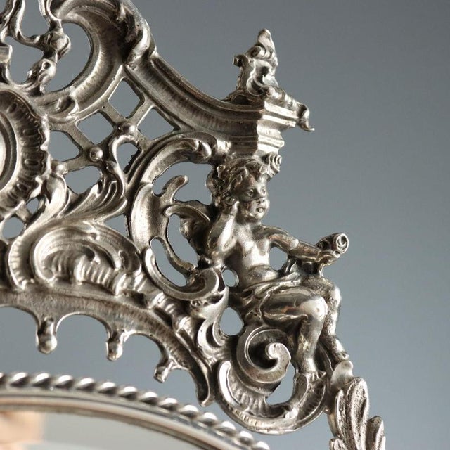 Table Mirror in Silver Metal For Sale - Image 4 of 12