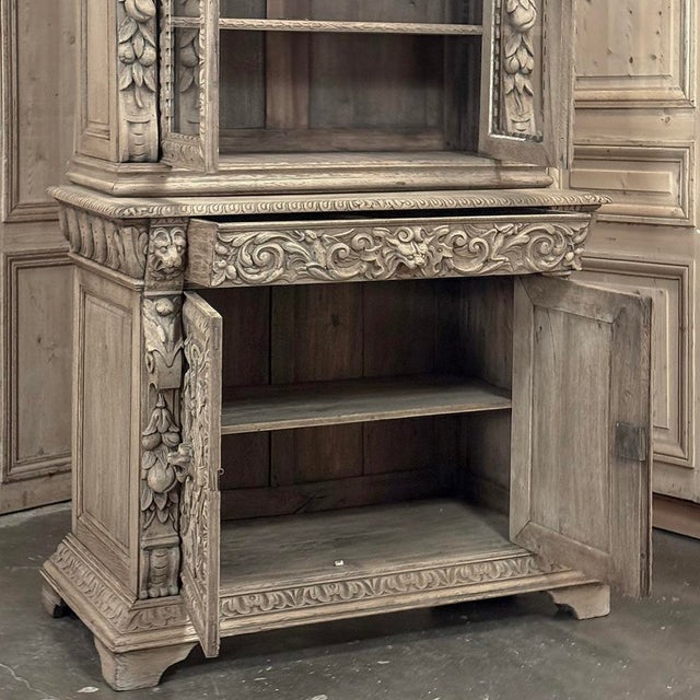 19th Century French Renaissance Revival Carved Bookcase in Stripped Oak For Sale - Image 17 of 18