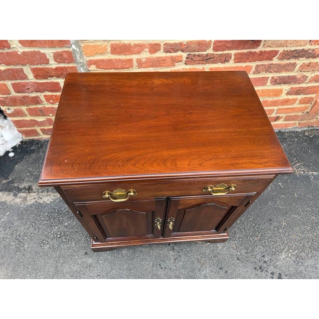 Late 20th Century Late 20th Century Henkel Harris Cherry Single Drawer Side Cabinet/ Nightstand. For Sale - Image 5 of 17