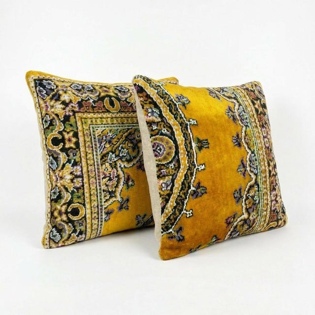 Mid-Century Modern Folk Velvet Pillow Cover 19'' X 19'' - Set of Two For Sale - Image 3 of 4