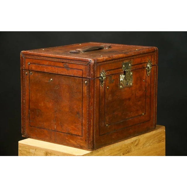 Brown Leather Hat Trunk, 1920s For Sale - Image 8 of 9