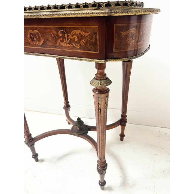 19th Century Napoleon III Style Planter in Veneered Wood For Sale - Image 10 of 18