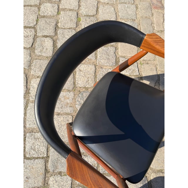 Black Model 213 Armchair in Teak and Leather by Thomas Harlev For Sale - Image 8 of 11