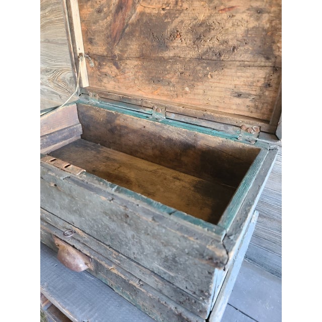 19th Century Early American Document Box For Sale - Image 4 of 9