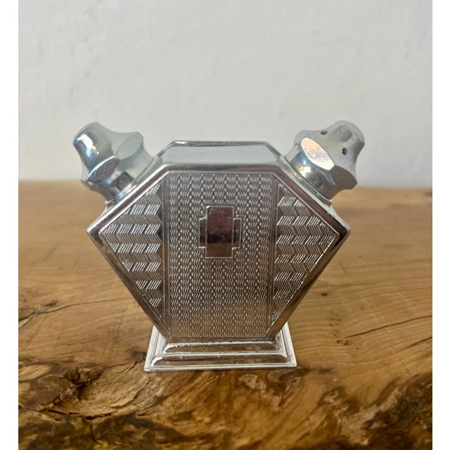 Art Deco Salt and Pepper Shaker Cruet Set, 1930s, Set of 3 For Sale - Image 13 of 17