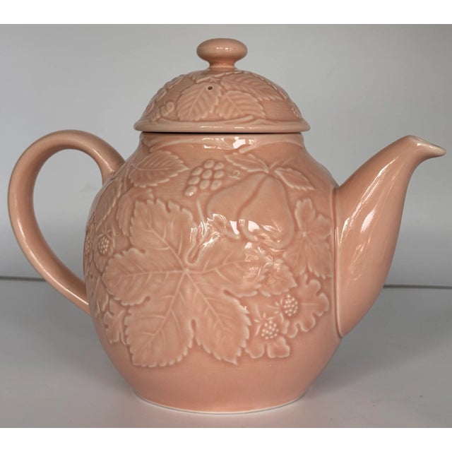 Majolica Style Blush Pink Woodland Berry and Fruit Motif Tea Pot After Bordallo Pinheiro For Sale - Image 10 of 10