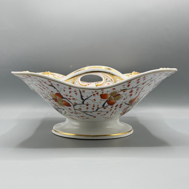 Antique Kakimon Centrepiece Bowl with Double Handled Two Quails Pattern by Derby Porcelain Factory, 1820 For Sale - Image 11 of 18