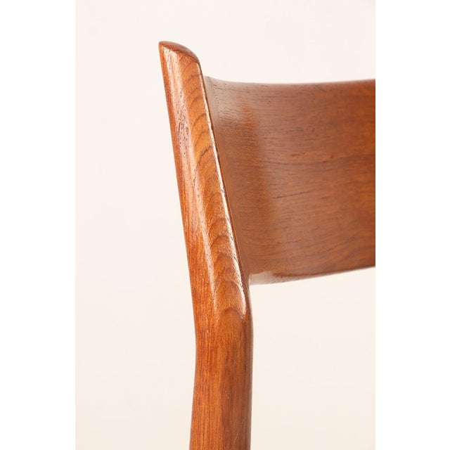 Danish Model 418 Chairs in Teak and Skai by Arne Vodder for Sibast, 1960s, Set of 12 For Sale - Image 9 of 18