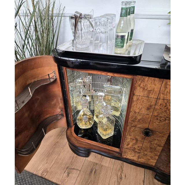 1960s Mid-Century Art Deco Italian Burl Walnut Mosaic Dry Bar Cabinet with Mirror, 1960s For Sale - Image 5 of 12