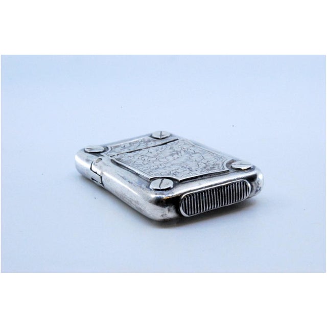 Silver Matchbox with Engraved Plant Motifs and Hinged Lid For Sale - Image 4 of 10