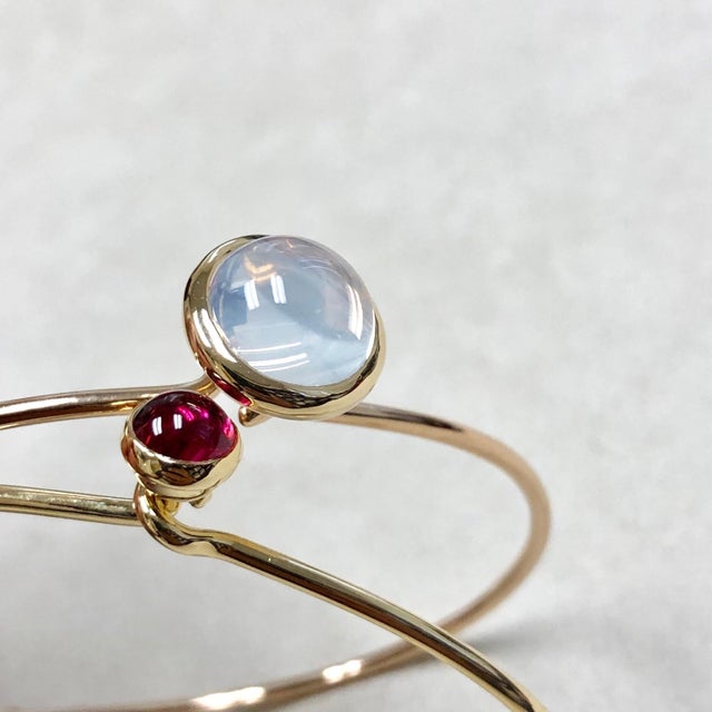 Contemporary Syna Moon Quartz and Rubellite Yellow Gold Pair of Stacking Bracelets For Sale - Image 3 of 12