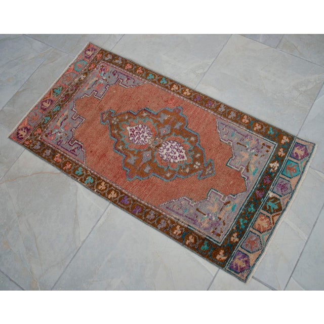 1970s Hand Made Turkish Rug Small Rug Kitchen Mat Organic Wool Entry Decor - 1'8" X 3'3" For Sale - Image 10 of 13