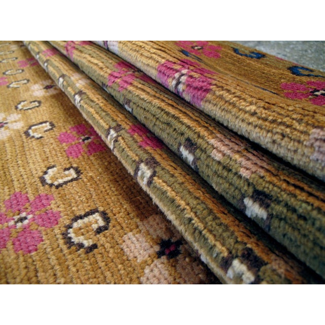 Galerie Shabab Collection Mid-20th Century Turkish Anatolian Rug For Sale - Image 9 of 10