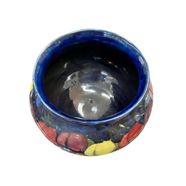 English 1930s English Moorcroft Pomegranate Bowl For Sale - Image 3 of 8