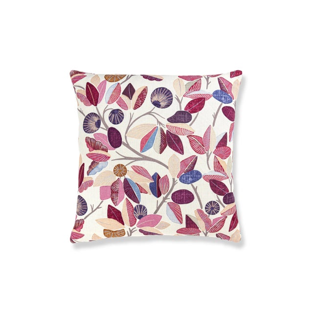 Inspired by traditional Japanese watercolors, Linden depicts an array of exotic foliage, painted in four soothing...