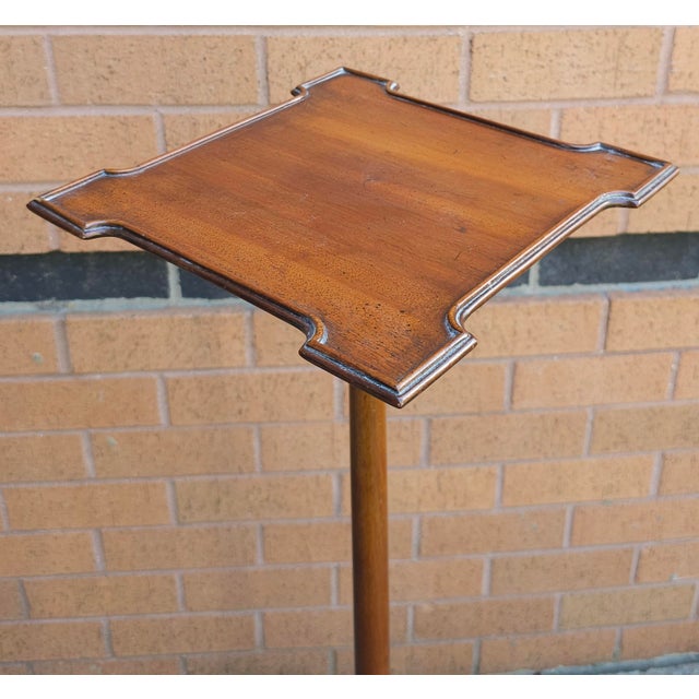 Traditional Pair of Beacon Hill Collection Mahogany Pedestal Plant Stands For Sale - Image 3 of 12