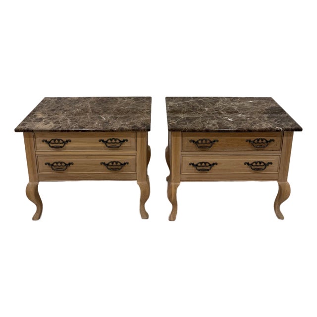 1990s Pair of Thomasville French Provincial Nighstands by Terrace Garden Collection For Sale