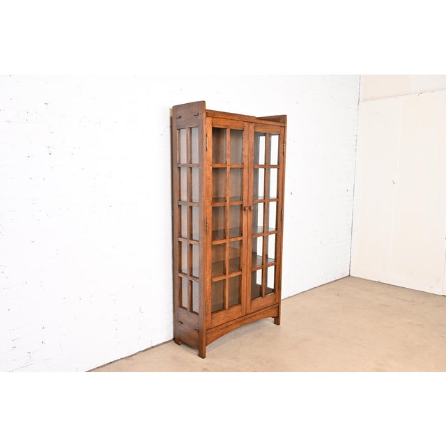 Stickley Gustav Stickley Style Mission Oak Arts and Crafts Bookcase Cabinet For Sale - Image 4 of 11