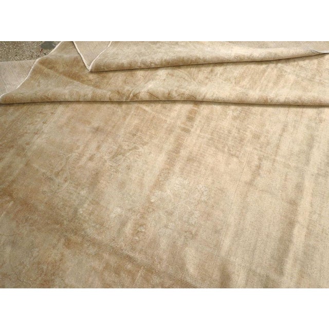Champagne Galerie Shabab Collection Early 20th Century Turkish Oushak Oversize Carpet For Sale - Image 8 of 8