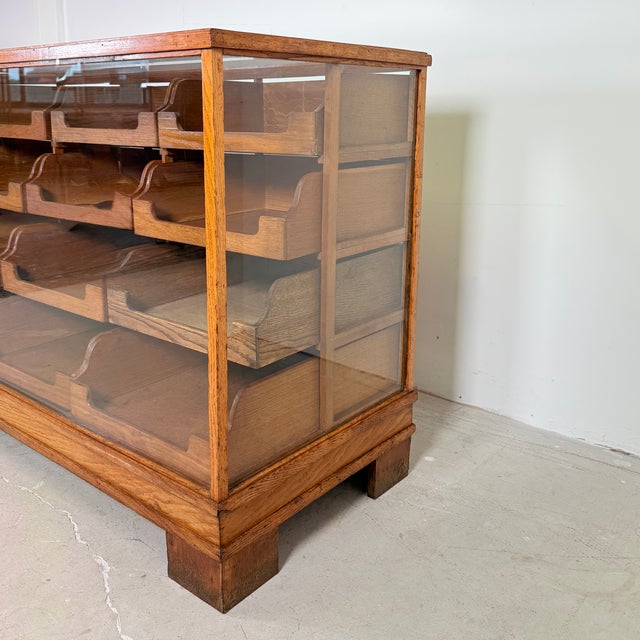 Oak and Glass Haberdashery Showcase Counter with 16 Drawers, 1940s For Sale - Image 10 of 16