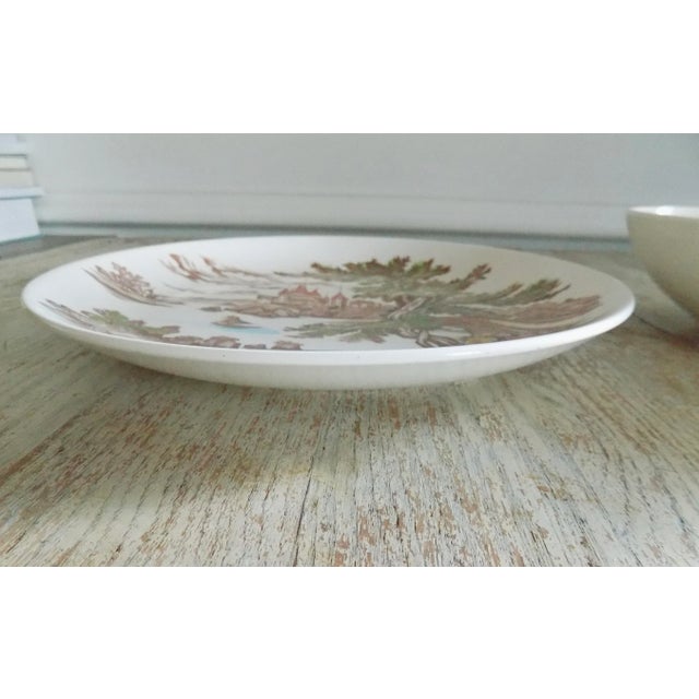 1940s Vintage Royal Sealy "Chateau Paulson" Ironstone China Chop Plate & Serving Bowl Set- 2 Pieces For Sale - Image 5 of 9