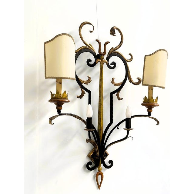 Vintage Italian Florentine Wrought Iron and Toleware Wall Sconce For Sale - Image 3 of 8
