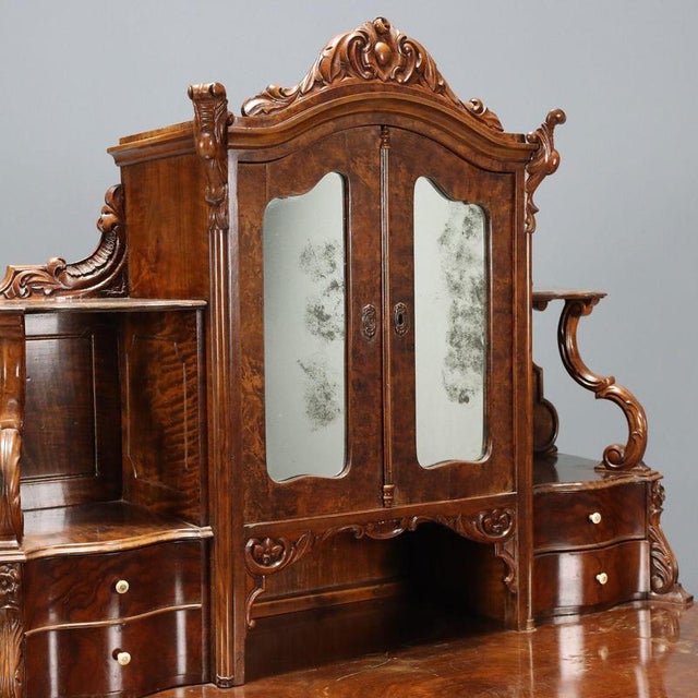 Louis Philippe Writing Desk in Walnut and Walnut Feather For Sale - Image 3 of 13