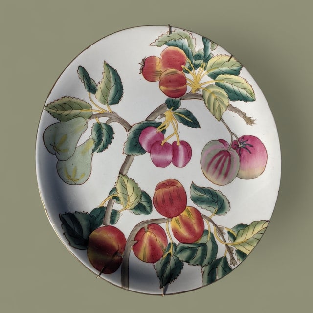 Ceramic Vintage Chinese Porcelain Decorative Fruit Plate- A Pair For Sale - Image 7 of 12