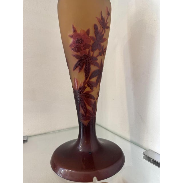 Art Nouveau Glass Lamp Base with Floral Decoration from Émile Gallé, 1890s For Sale - Image 9 of 10