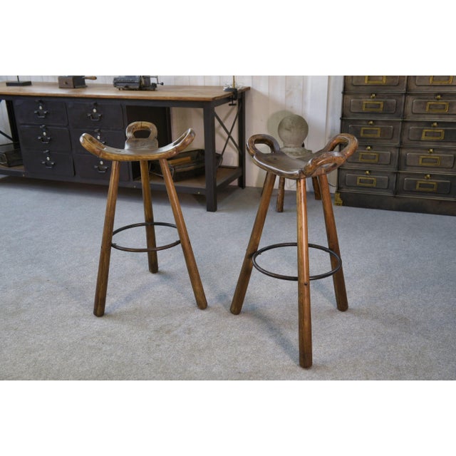 Sergio Rodrigues (1927–2014), considered the father of modern Brazilian design, infused his furniture with a sensual and...