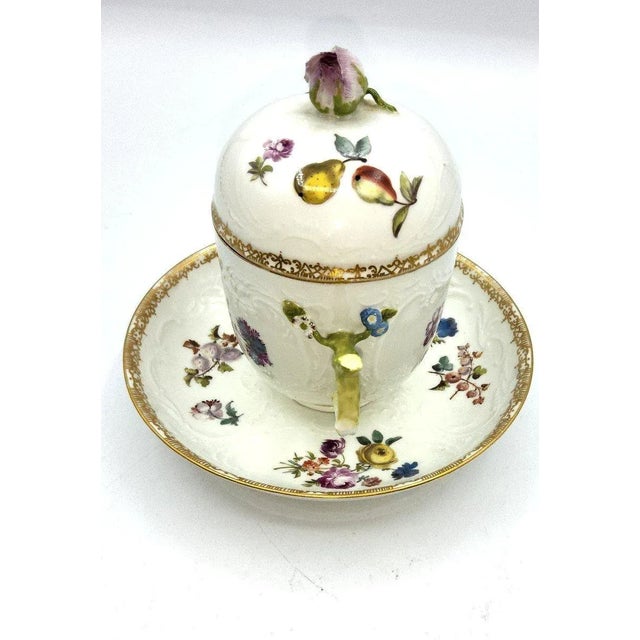 H:12cm width of the saucer:14cm Artist: Meissen Period: 18th century Style: Other Style Condition: Perfect condition...