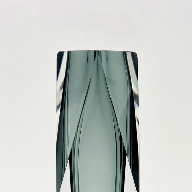 1980s Labelled Sommerso Murano Glass Vase by Flavio Poli for Alessandro Mandruzzato, Italy For Sale - Image 5 of 9
