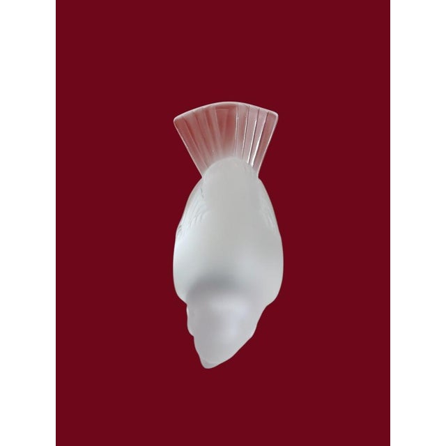 Mid 20th Century Lalique Frosted Crystal Sparrow Figurines Set of 2 Decorative Sculptures France For Sale - Image 9 of 17