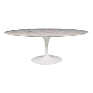 Tulip Table by Eero Saarinen for Knoll International