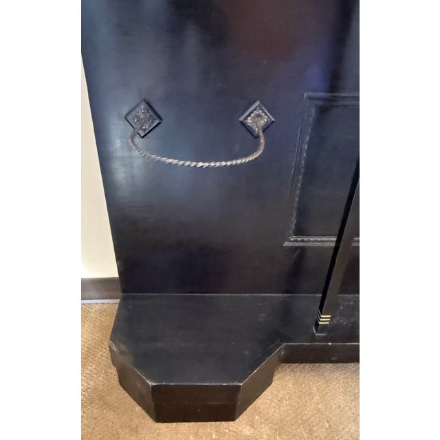 French Hand Carved Black Lacquered Mirrored Hall Tree Coat Hat Rack For Sale - Image 4 of 10