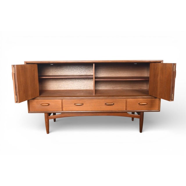 Mid 20th Century Small G Plan "Scandinavian Range" Credenza in Teak For Sale In San Francisco - Image 6 of 9
