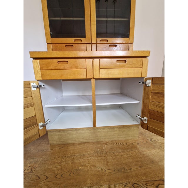 Vintage Danish Glass-Fronted Oak Display Cabinet from Vantinge Mobelindustri, 1970s For Sale - Image 16 of 18